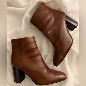 AQUATALIA | Florita Weather Proof Leather Ankle Boots